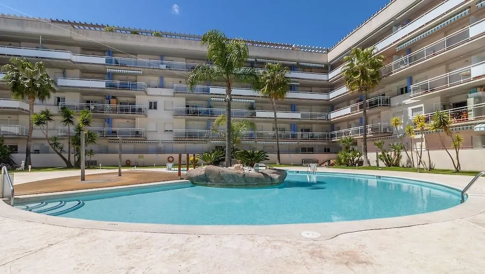 Port Canigo Apartments Roses