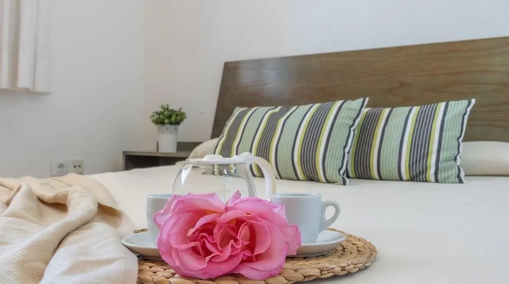 Port Canigo Apartments Roses Hotel